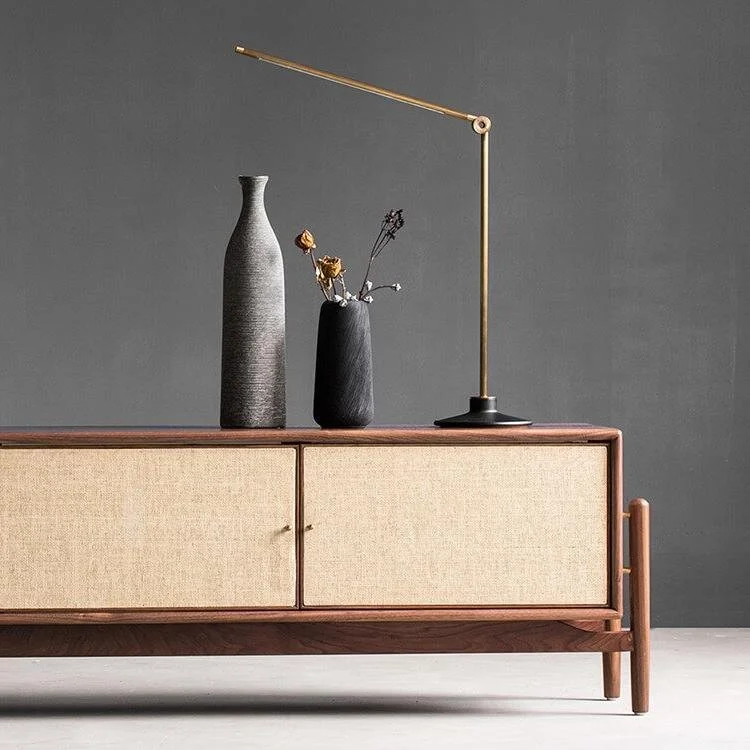 Product_Task-Lamp-Installation-Credenza-cover_640x@2x.progressive.jpg