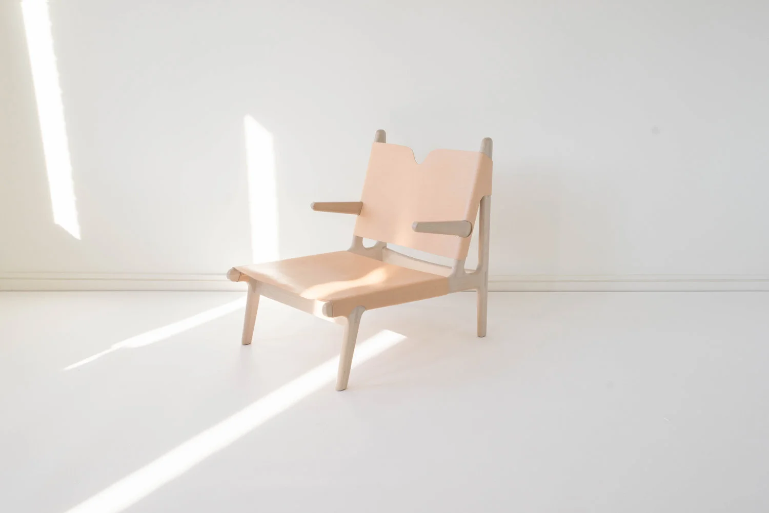 Shop on WorkOf: Plume Chair