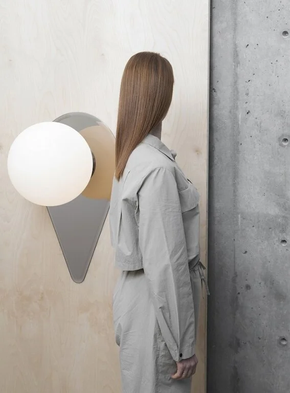 Vale_Sconce_3.jpg