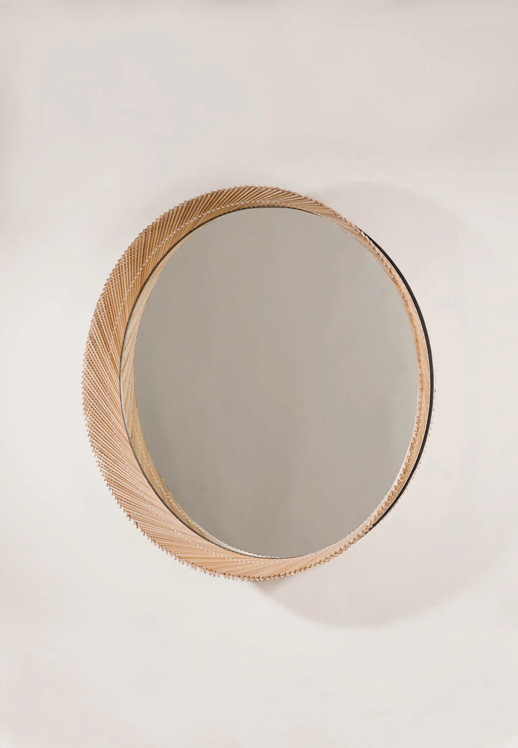 INDO_Mooda_Mirror_1.jpeg