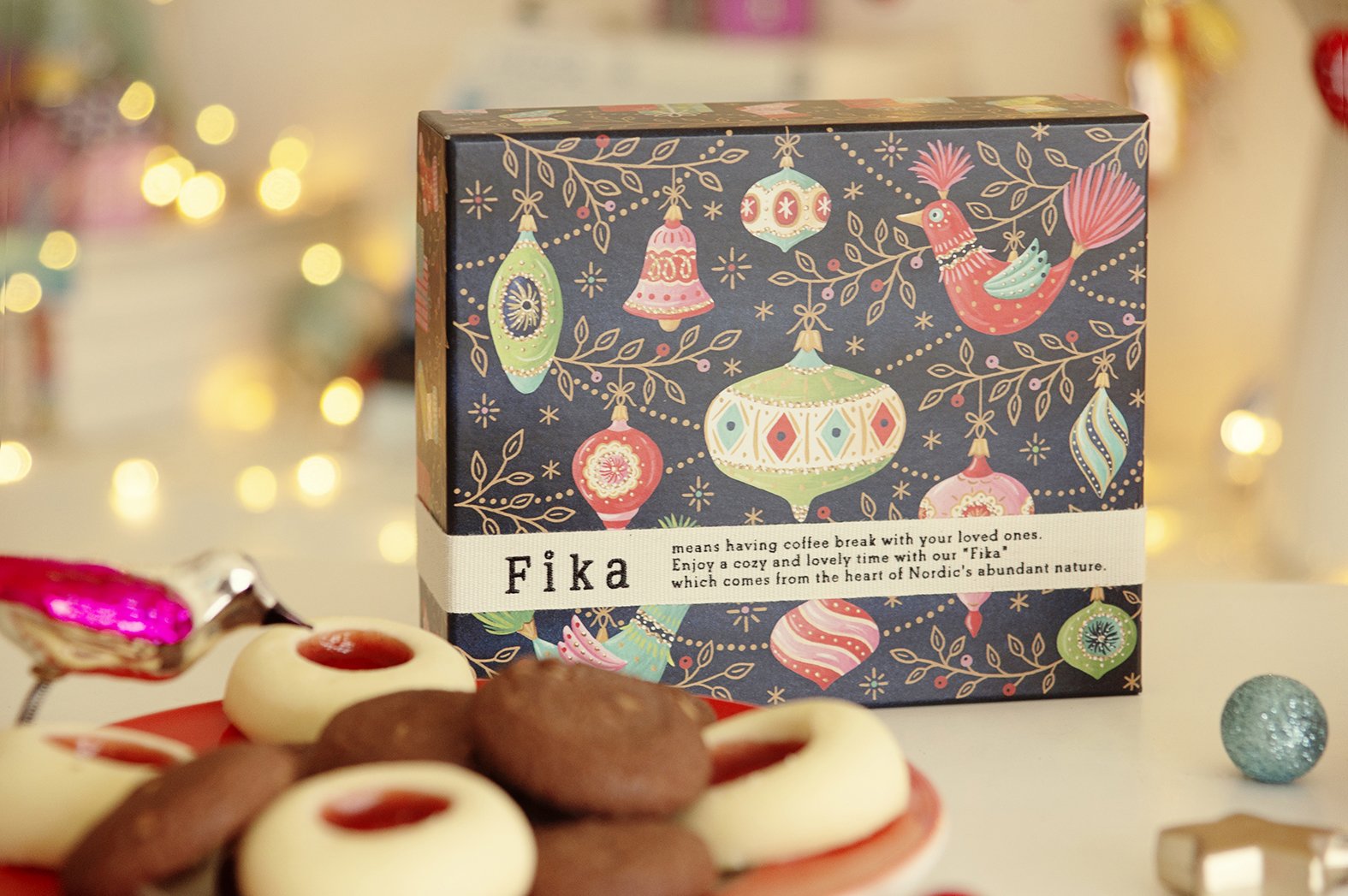 fika_cookiebox_krupinski.jpg