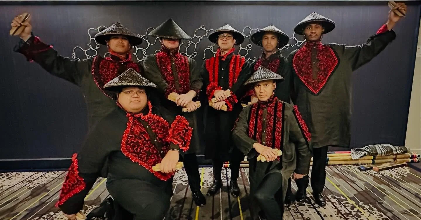 Do you have a wedding, anniversary, or simbang gabi next month? We&rsquo;re booking quickly! 

DM us for inquiries or book us!
https://www.mutyapdc.org/book-us

Wanna check us out before you book us? Feel free to come to our studio for any of our Sun