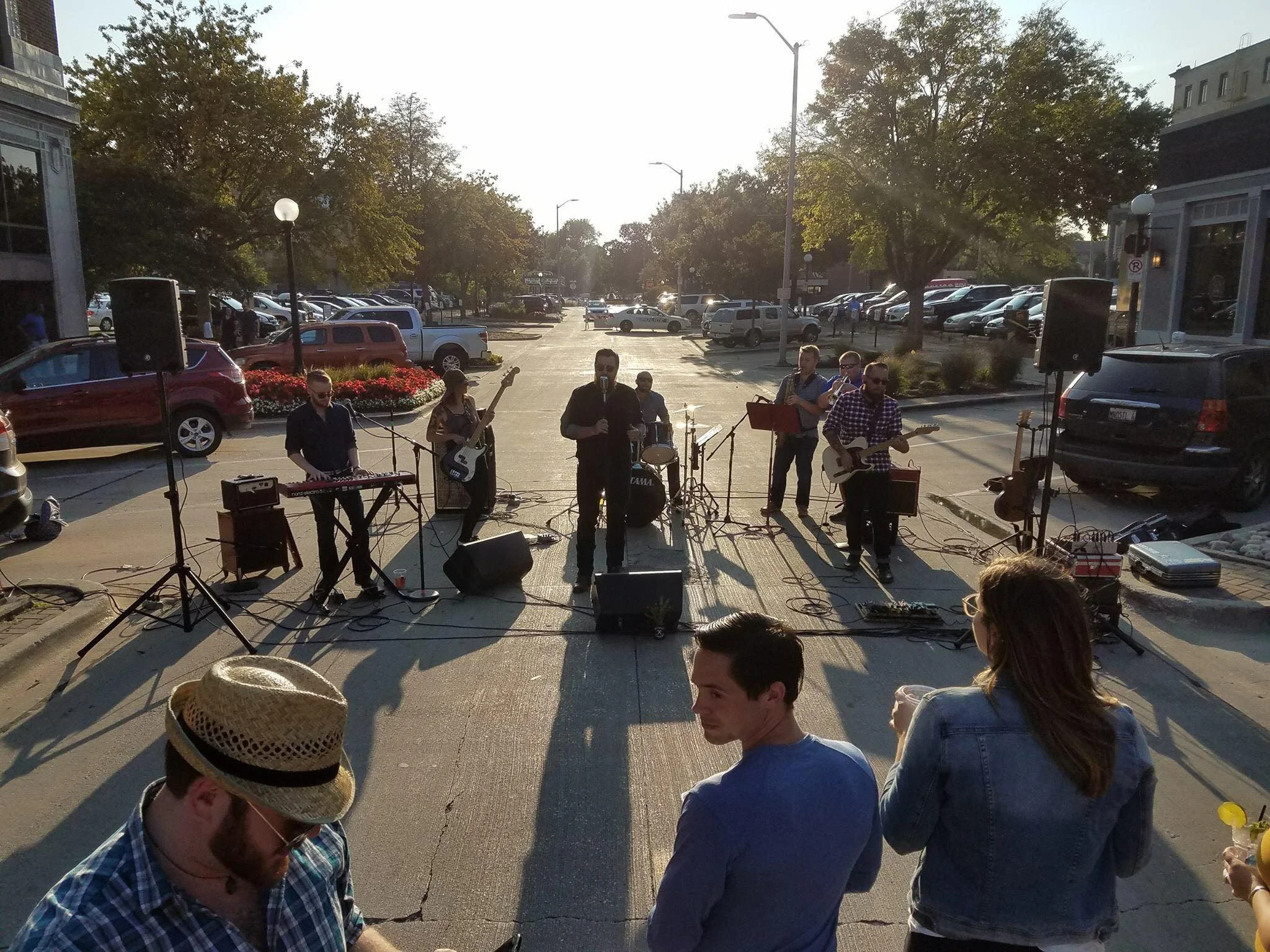 Guitar Foodie Cookbook Release Party: Sam Williams with Whiskey Shadows
