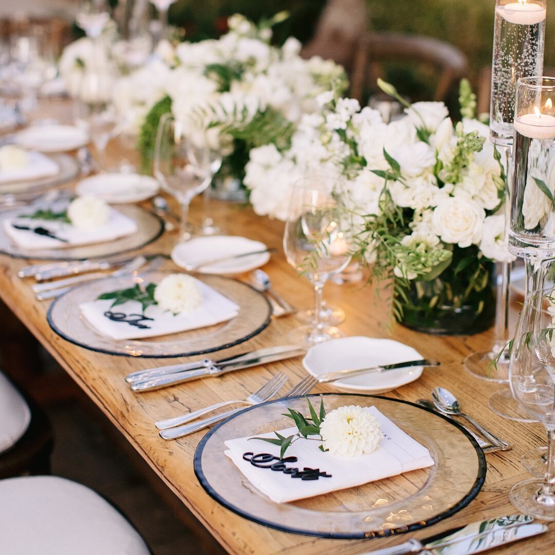Swipe through the beauty of Shelby and Jordan's big day! 💍 ⁣
⁣
From the intricate details to the charming d&eacute;cor, every element was picture-perfect. 🌸⁣
⁣
Celebrate love with us, one gorgeous detail at a time! 🥂❤️⁣
⁣
@shelbybwolff⁣
⁣
Details: