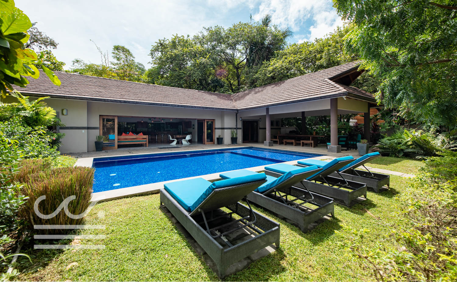 Casa-Hermandad-Wanderlust-Realty-Real-Estate-Rentals-Nosara-Costa-Rica-4.jpg