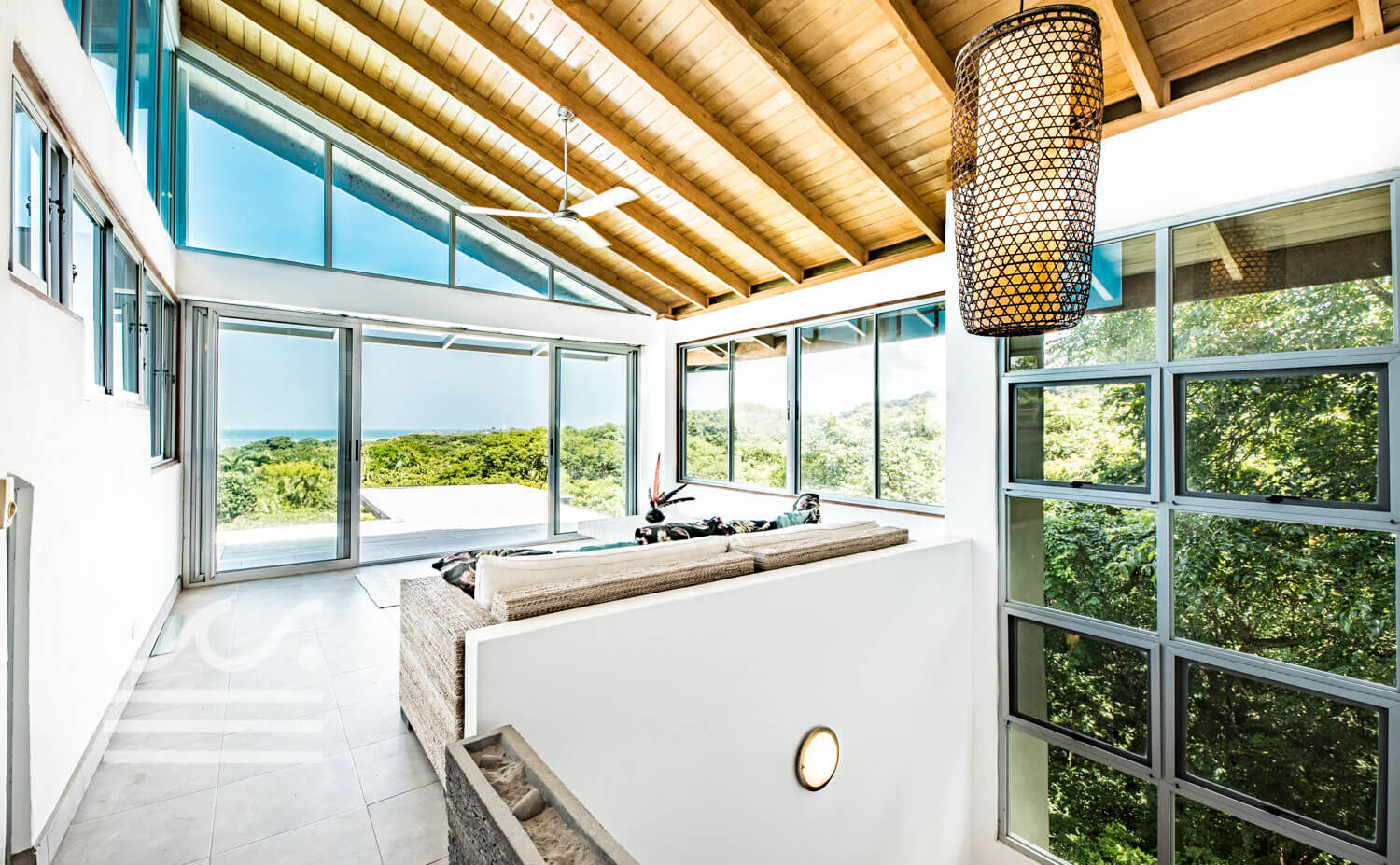 Casa-Luca-Wanderlust-Realty-Real-Estate-Retals-Nosara-Costa-Rica-35compressed.jpg