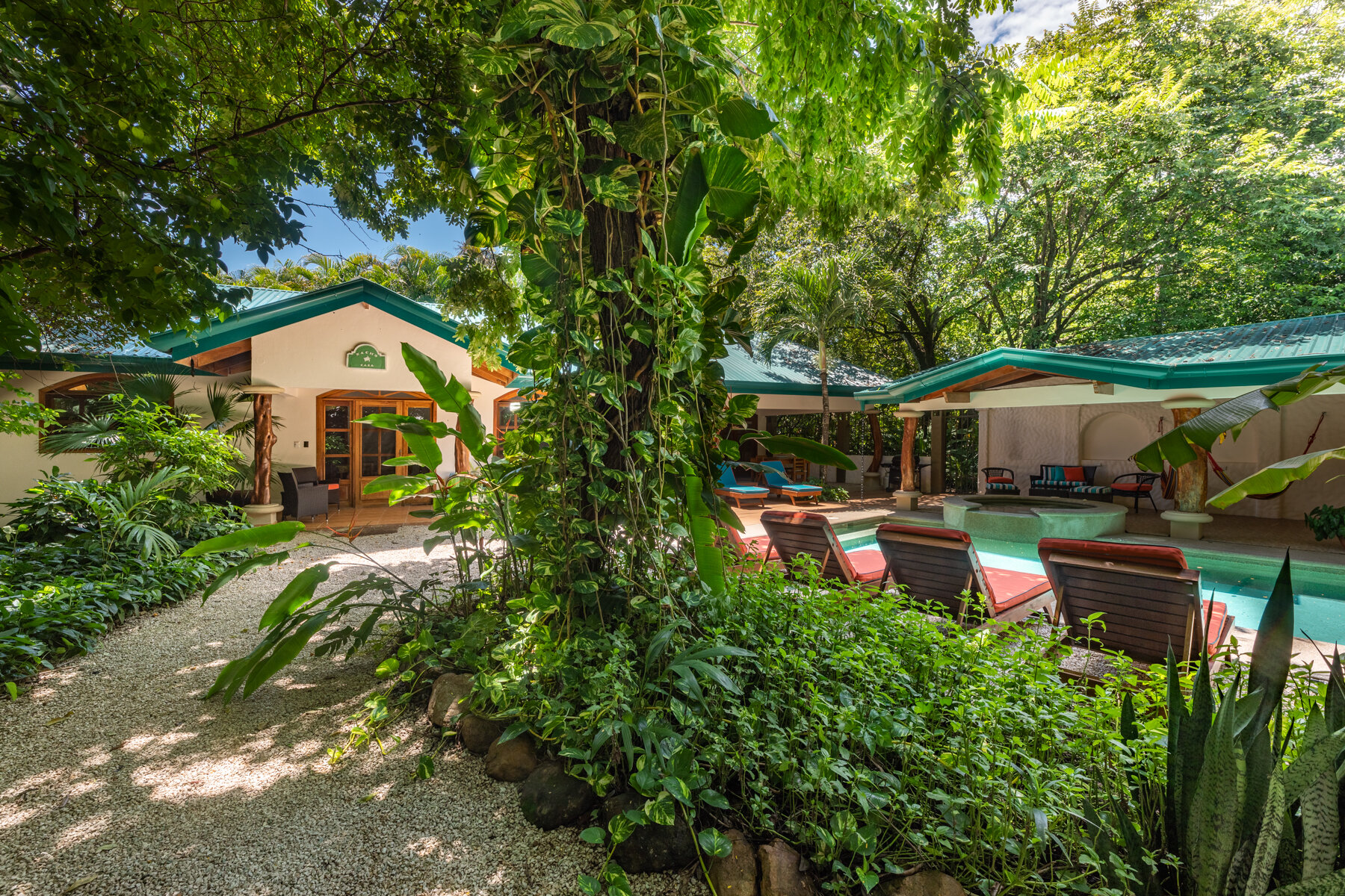 Casa-Nacho-Sothebys-Wanderlust-Realty-Real-Estate-Rentals-Nosara-Costa-Rica-4.jpg