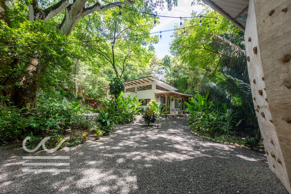 Casa-De-La-Selva-Sothebys-International-Realty-Wanderlust-Group-Real-Estate-Rentals-Nosara-Costa-Rica-1.jpg