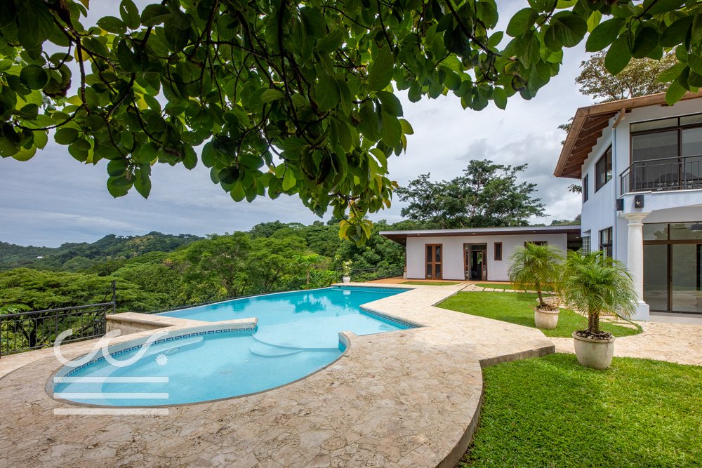 Casa-Coralina-Sothebys-International-Realty-Wanderlust-Group-Real-Estate-Rentals-Nosara-Costa-Rica-4.jpg