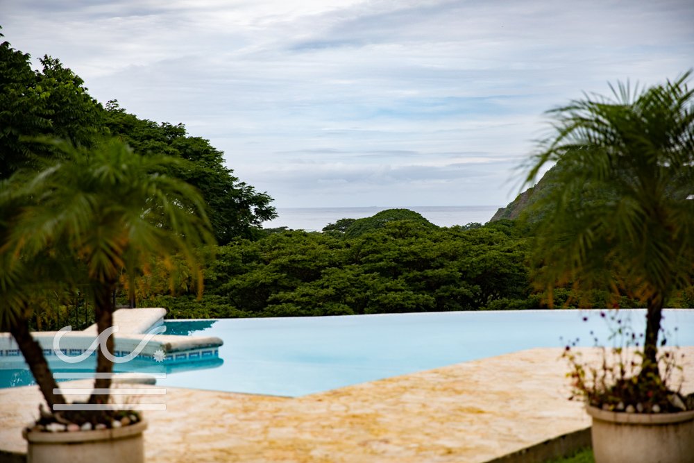 Casa-Coralina-Sothebys-International-Realty-Wanderlust-Group-Real-Estate-Rentals-Nosara-Costa-Rica-6.jpg