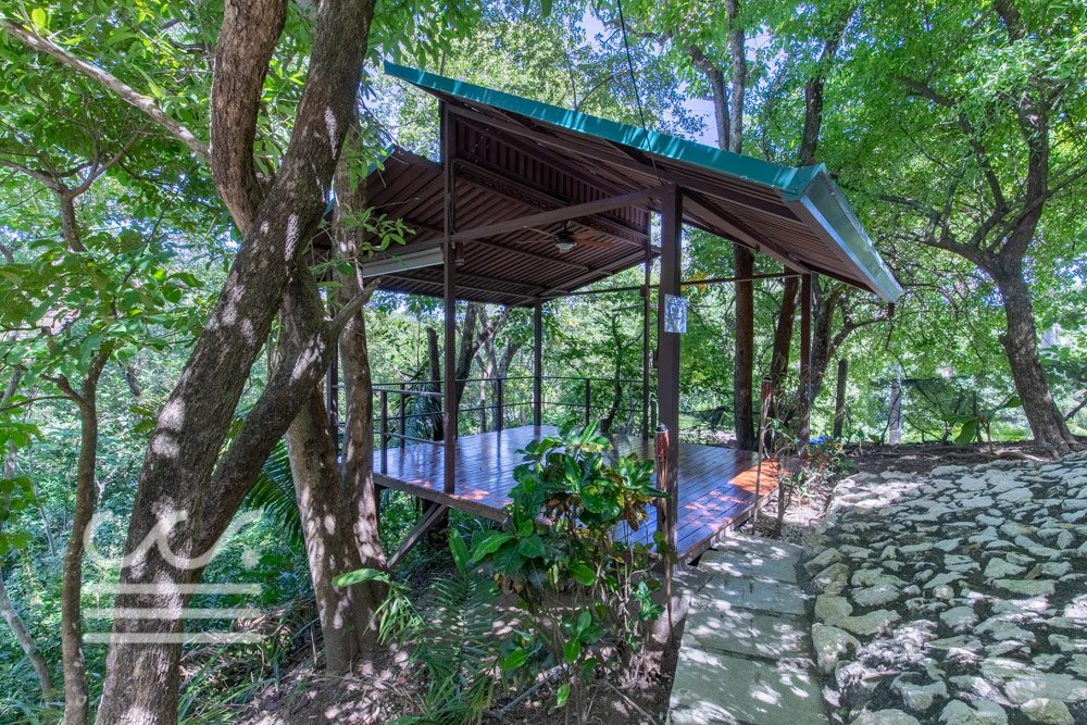 Green-Sanctuary-Wanderlust-Sothebys-International-Realty-Nosara-8.jpg