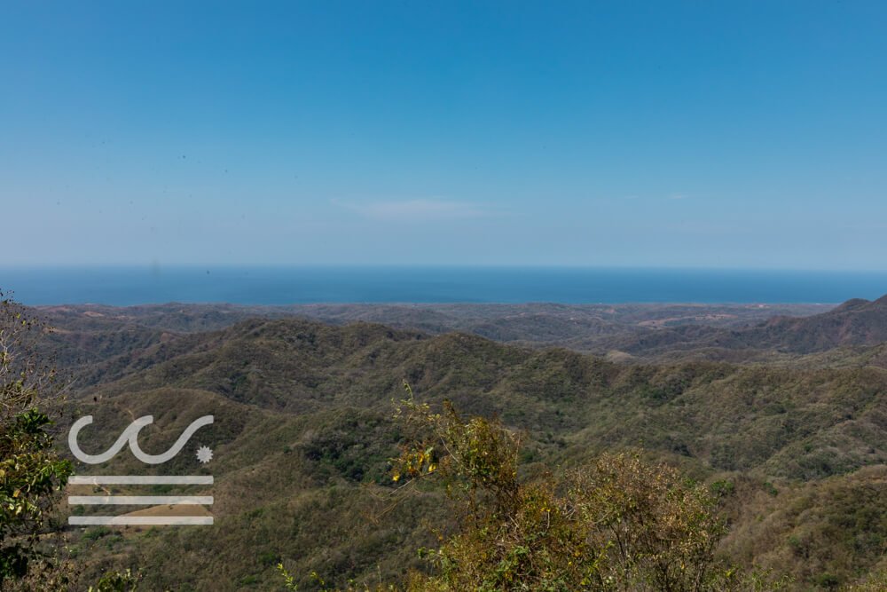 Finca Vista al Mar-Sothebys-Wanderlust-Realty-Real-Estate-Rentals-Nosara-Costa-Rica-15.jpg