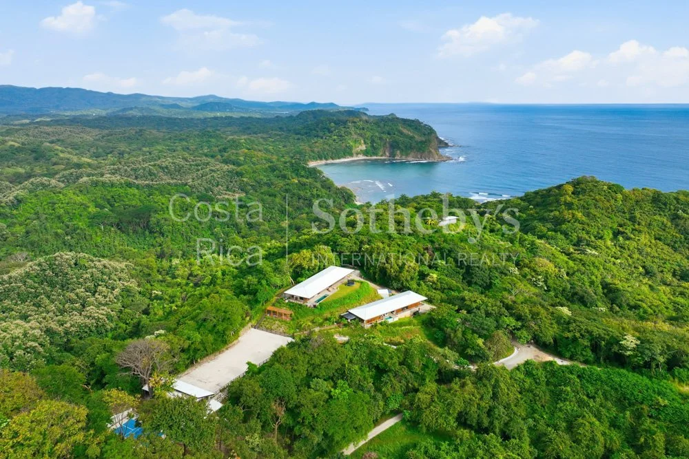 Wanderlust-Sothebys-International-Realty-Pavones-Family-Estate-1.jpg