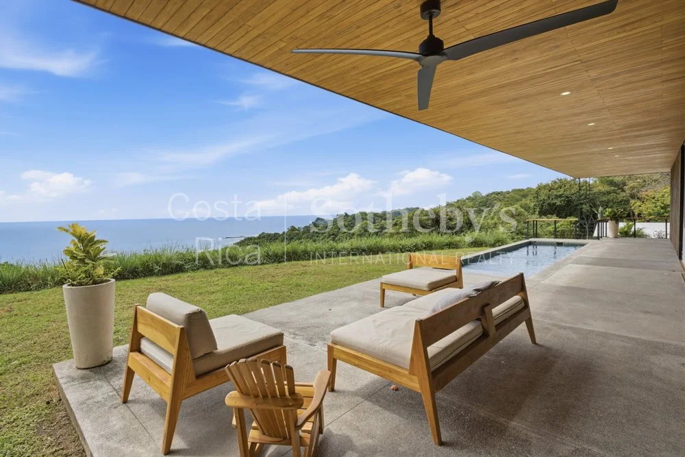 Wanderlust-Sothebys-International-Realty-Pavones-Family-Estate-5.jpg