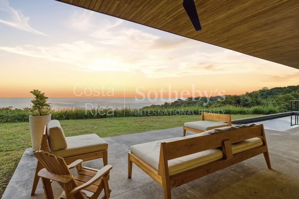 Wanderlust-Sothebys-International-Realty-Pavones-Family-Estate-8.jpg