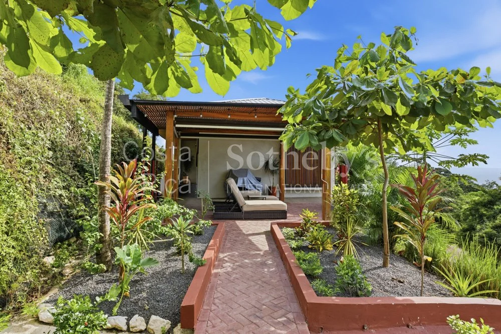 Wanderlust-Sothebys-International-Realty-Pavones-Family-Estate-28.jpg
