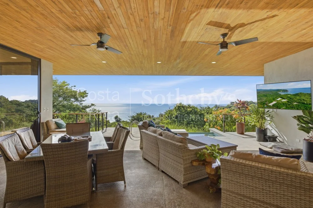 Wanderlust-Sothebys-International-Realty-Pavones-Family-Estate-30.jpg