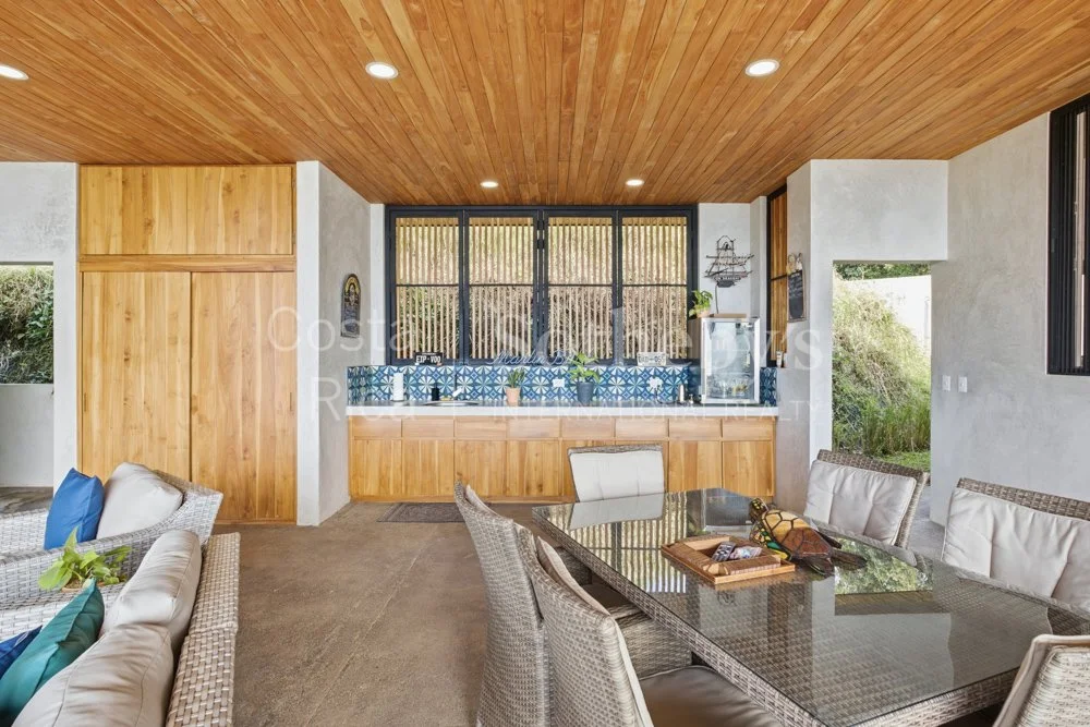 Wanderlust-Sothebys-International-Realty-Pavones-Family-Estate-31.jpg