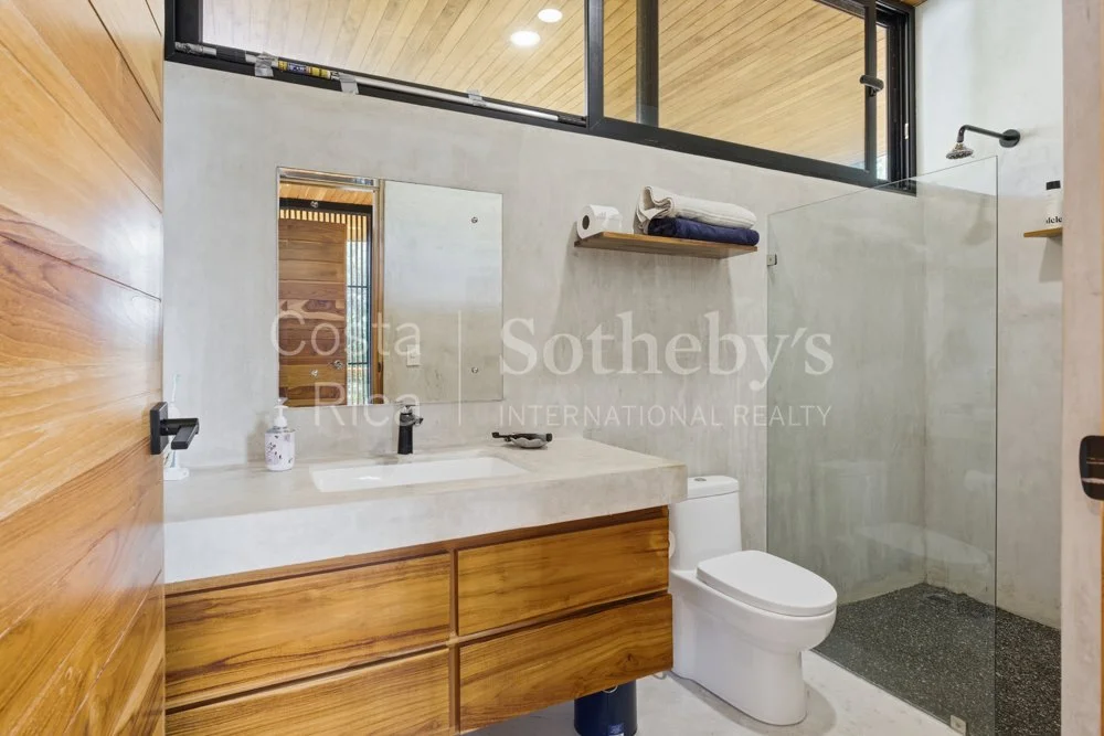 Wanderlust-Sothebys-International-Realty-Pavones-Family-Estate-40.jpg