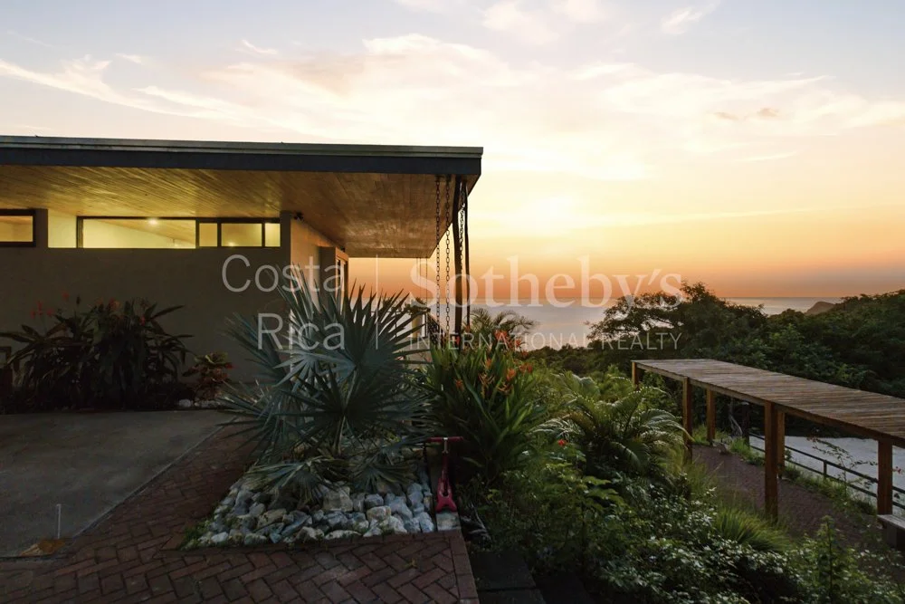 Wanderlust-Sothebys-International-Realty-Pavones-Family-Estate-41.jpg