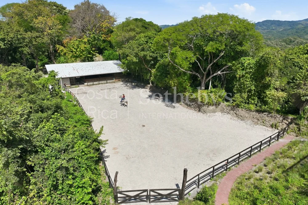 Wanderlust-Sothebys-International-Realty-Pavones-Family-Estate-43.jpg