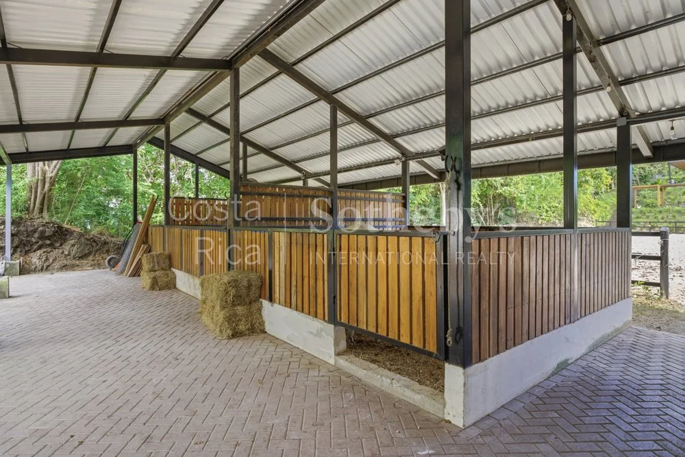 Wanderlust-Sothebys-International-Realty-Pavones-Family-Estate-45.jpg