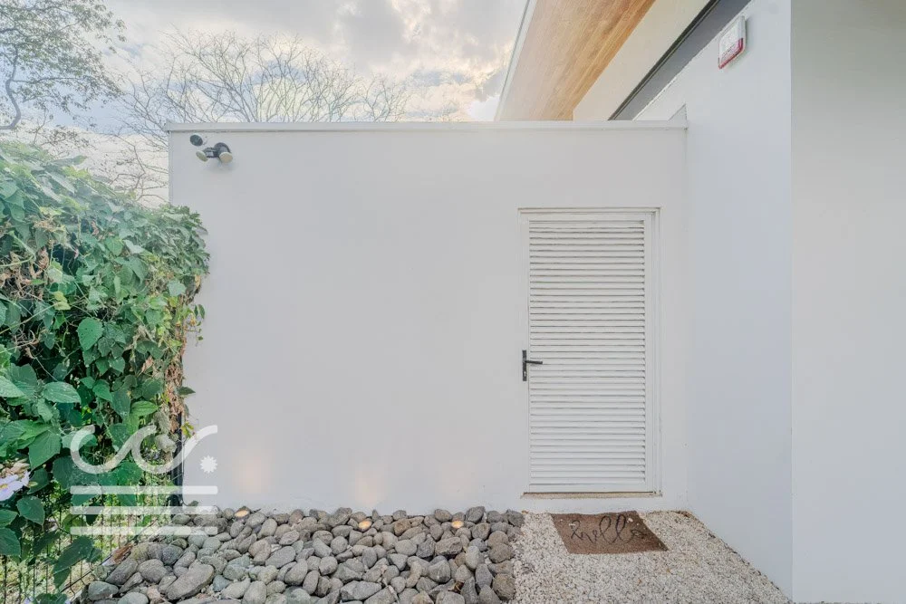 Lavanderia & Bodega.jpg