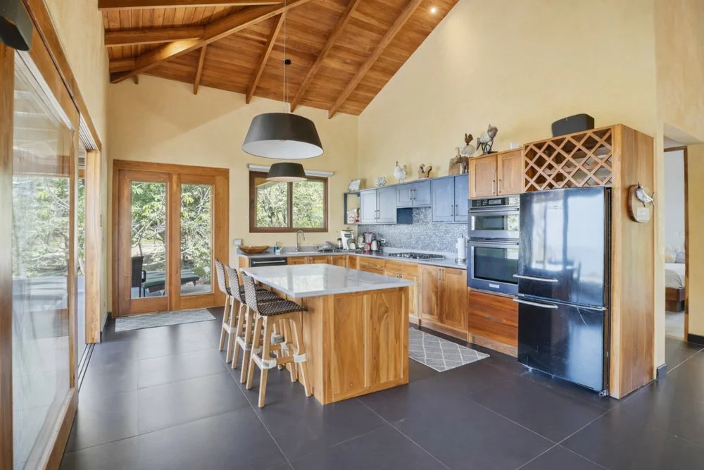 Sal-de-Mar-Wanderlust-Sothebys-International-Realty-16.jpg