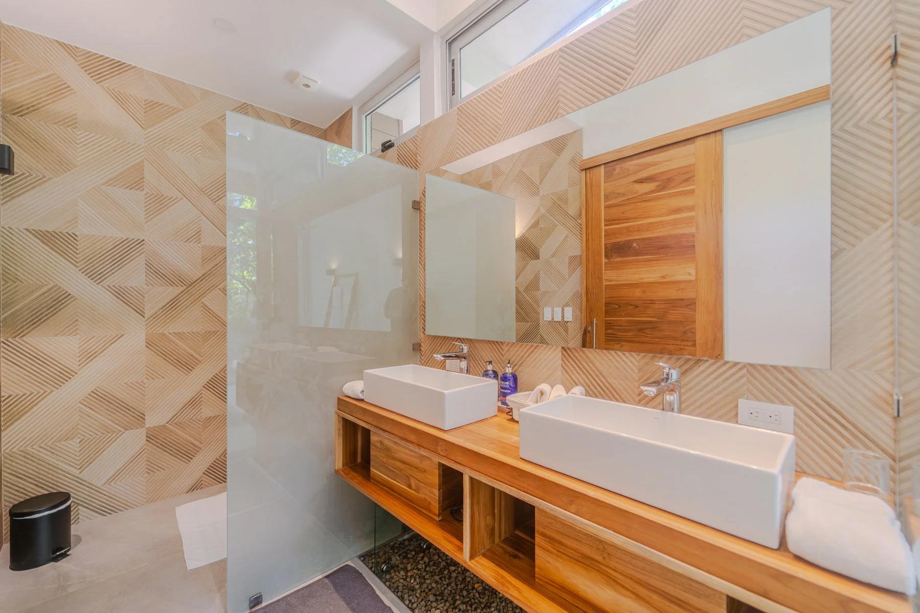 43Copy of Casa-Bosque-Wanderlust-Sothebys-International-Realty-Nosara-Real-Estate-17.jpg