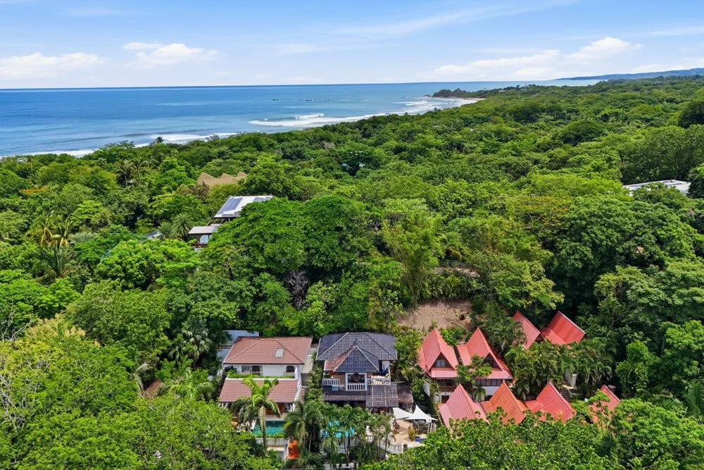 Boutique-bed-and-breakfast-Wanderlust-Sothebys-International-Realty-1.jpg