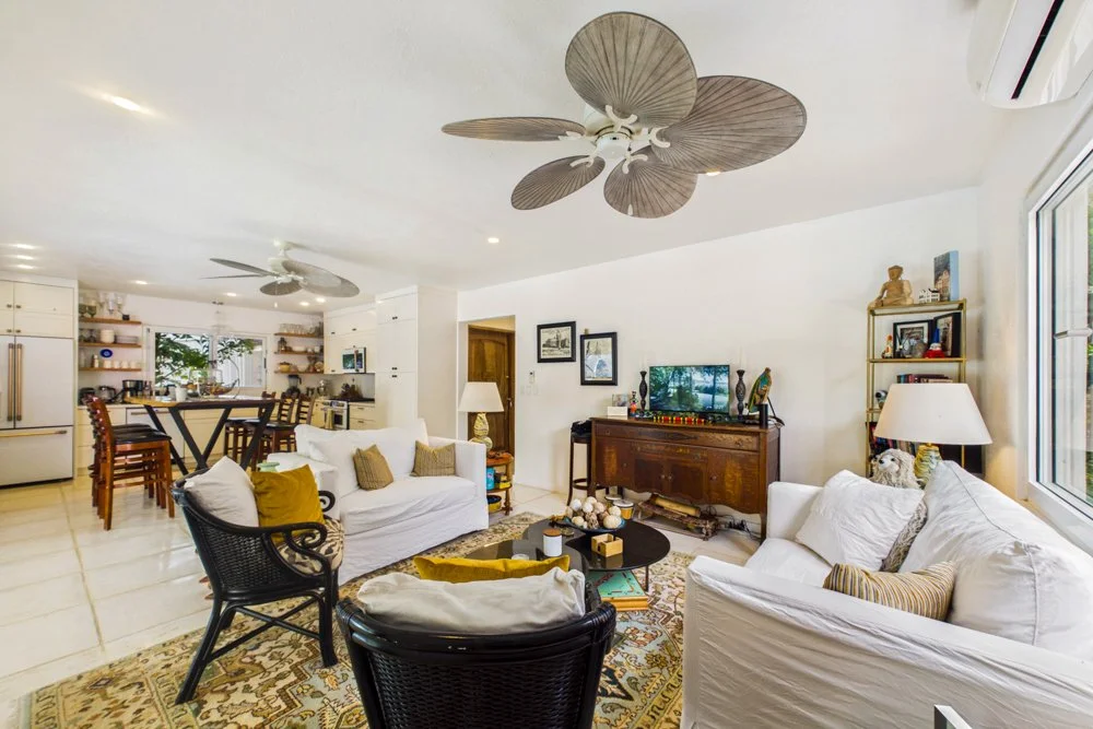 Boutique-bed-and-breakfast-Wanderlust-Sothebys-International-Realty-20.jpg