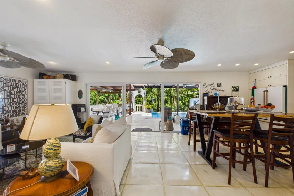 Boutique-bed-and-breakfast-Wanderlust-Sothebys-International-Realty-21.jpg