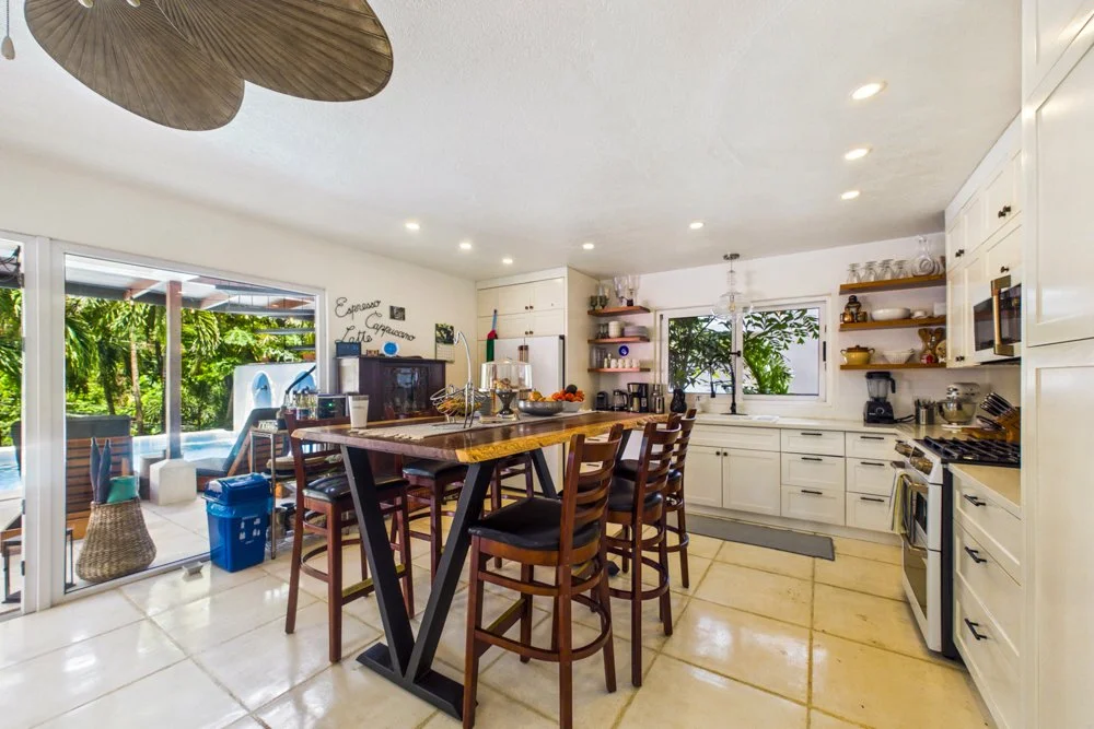 Boutique-bed-and-breakfast-Wanderlust-Sothebys-International-Realty-22.jpg