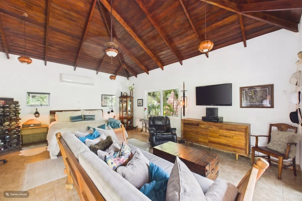 Boutique-bed-and-breakfast-Wanderlust-Sothebys-International-Realty-36.jpg
