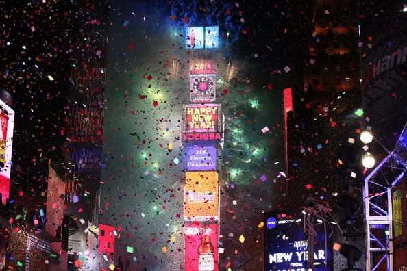 New+Year+Eve+2014+Times+Square+-ZgMVgjx5o9l.jpg