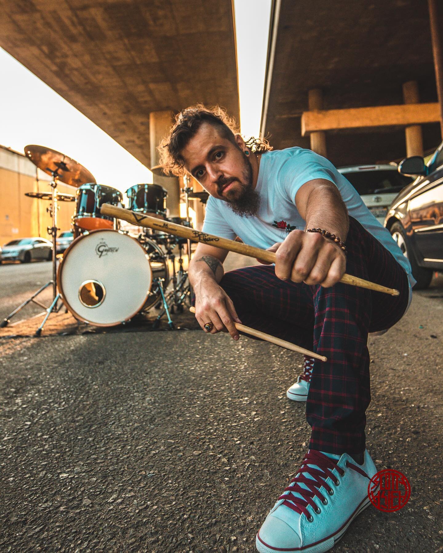 check out these awesome shots with BETO @beatalks 
Drummer/Percussionist/Producer

We roamed around DTLA and found a nice spot under the 10fwy where the sunlight peaked through for the #goldenhour very happy the way these shots turned out. Be sure to