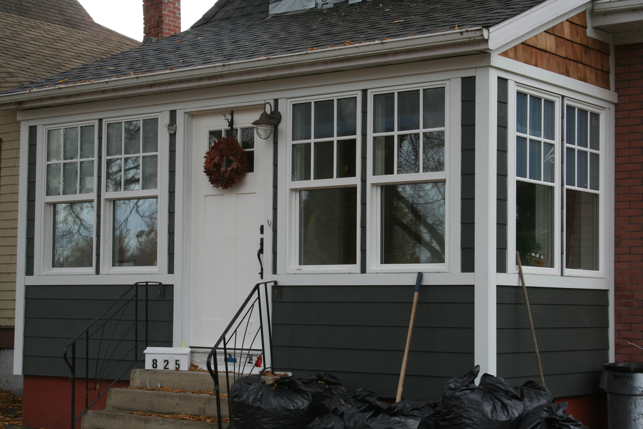 Saskatoon home renovation, siding, windows, custom contractor