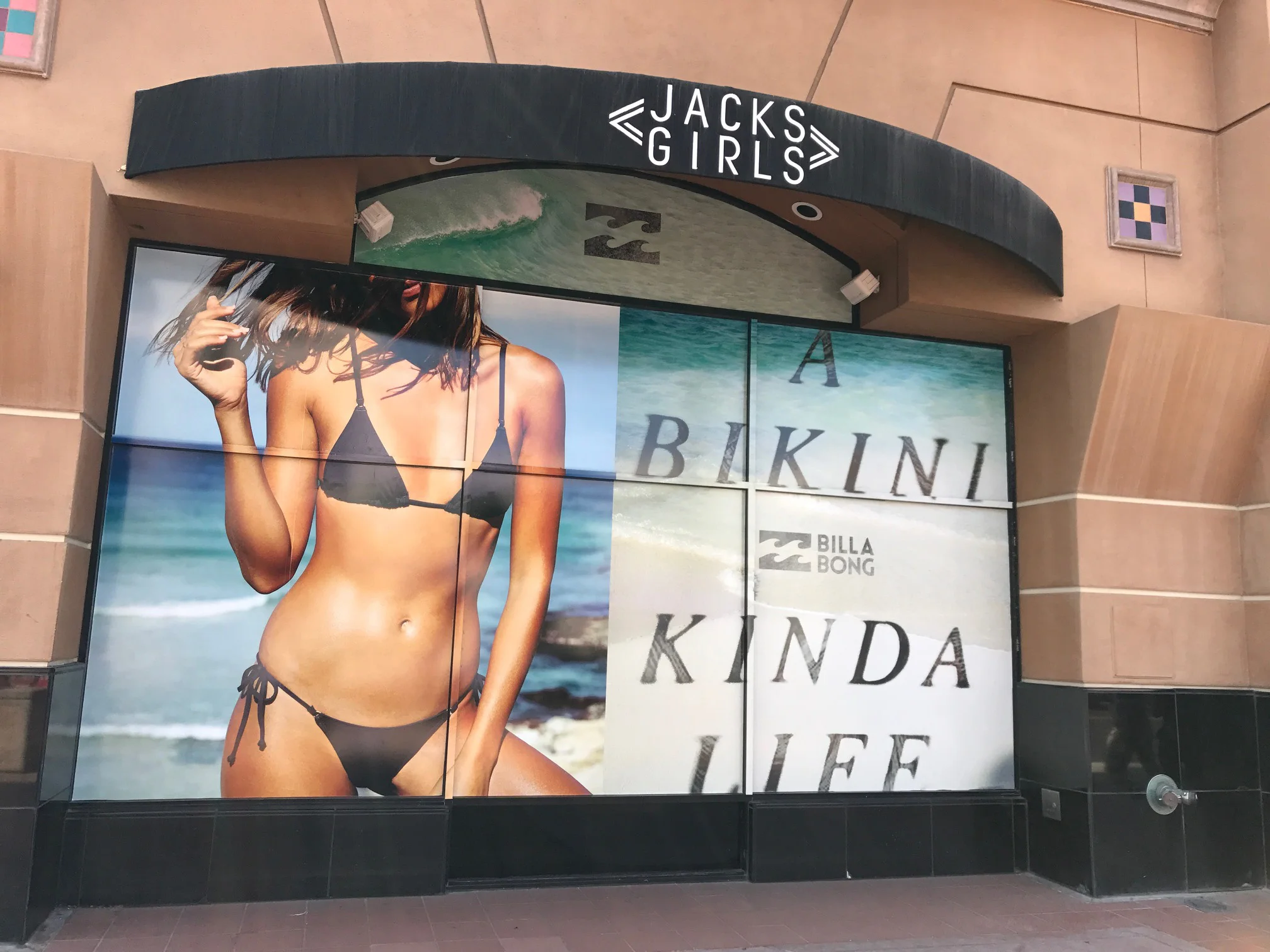 Billabong Window