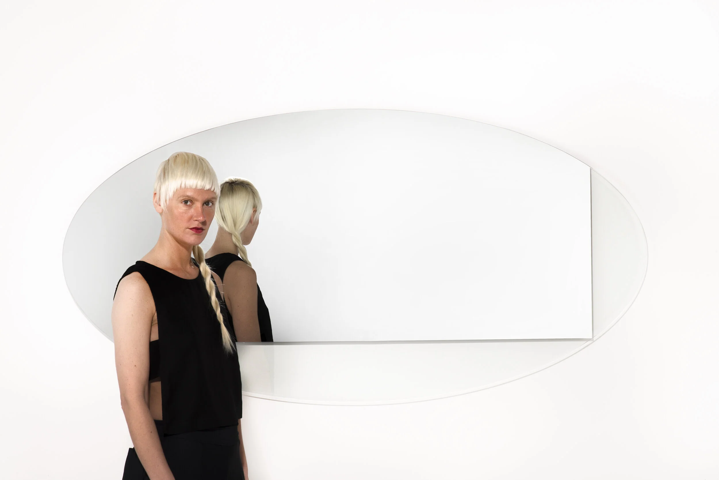 Blanc_Ida#2Mirror_4.jpg