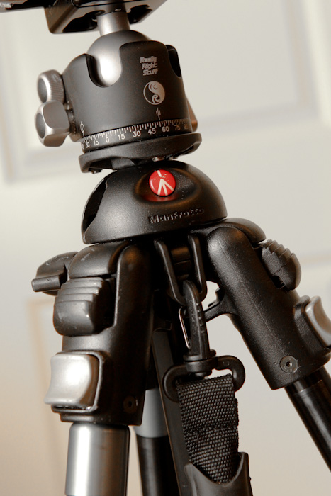 Manfrotto-458B-simple-adjusted-high-measurement-tripod.jpg
