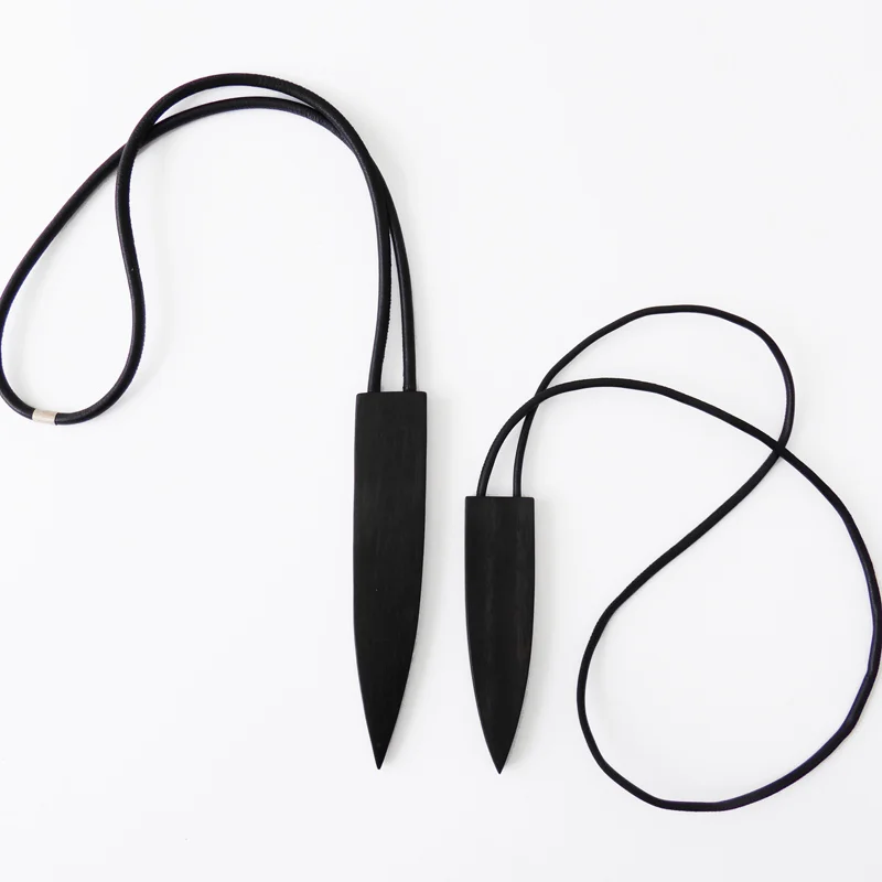 Simple_black.jpg