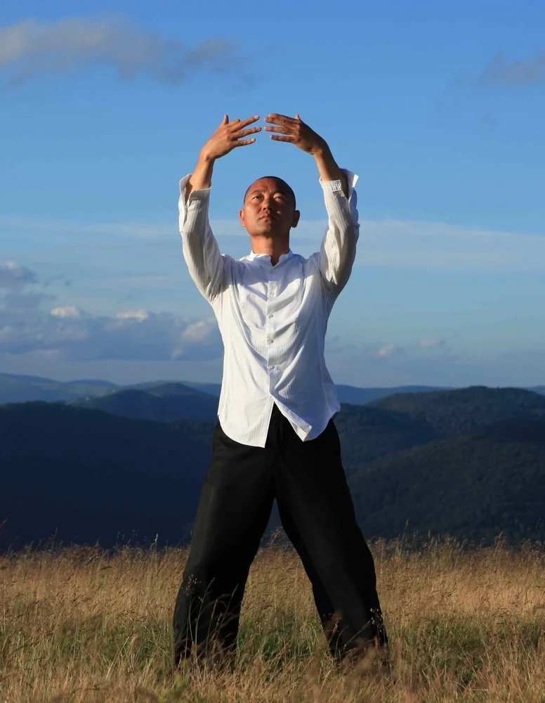 Meister Don Yon - Die QiGong-Übung: Das Himmelsauge öffnen.