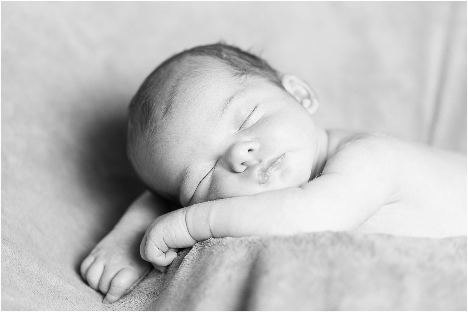 Carroll-county-newborn-photographer_0040.jpg