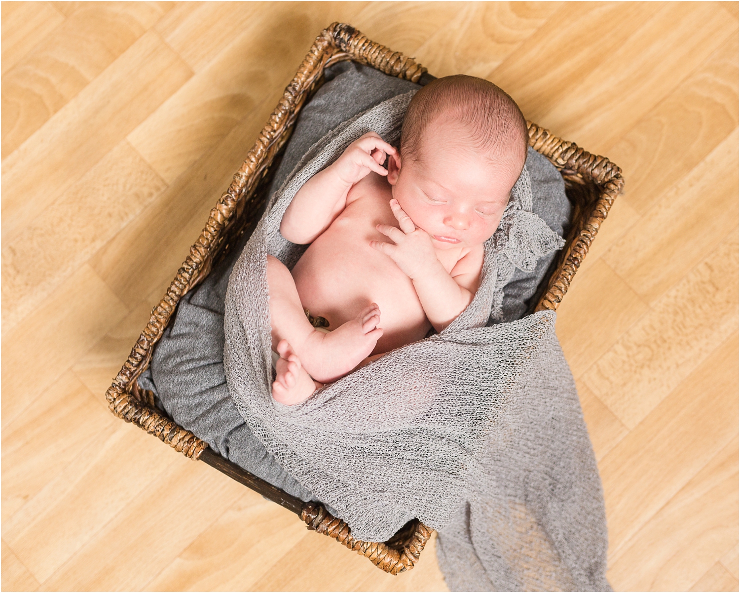Carroll-county-newborn-photographer_0043.jpg