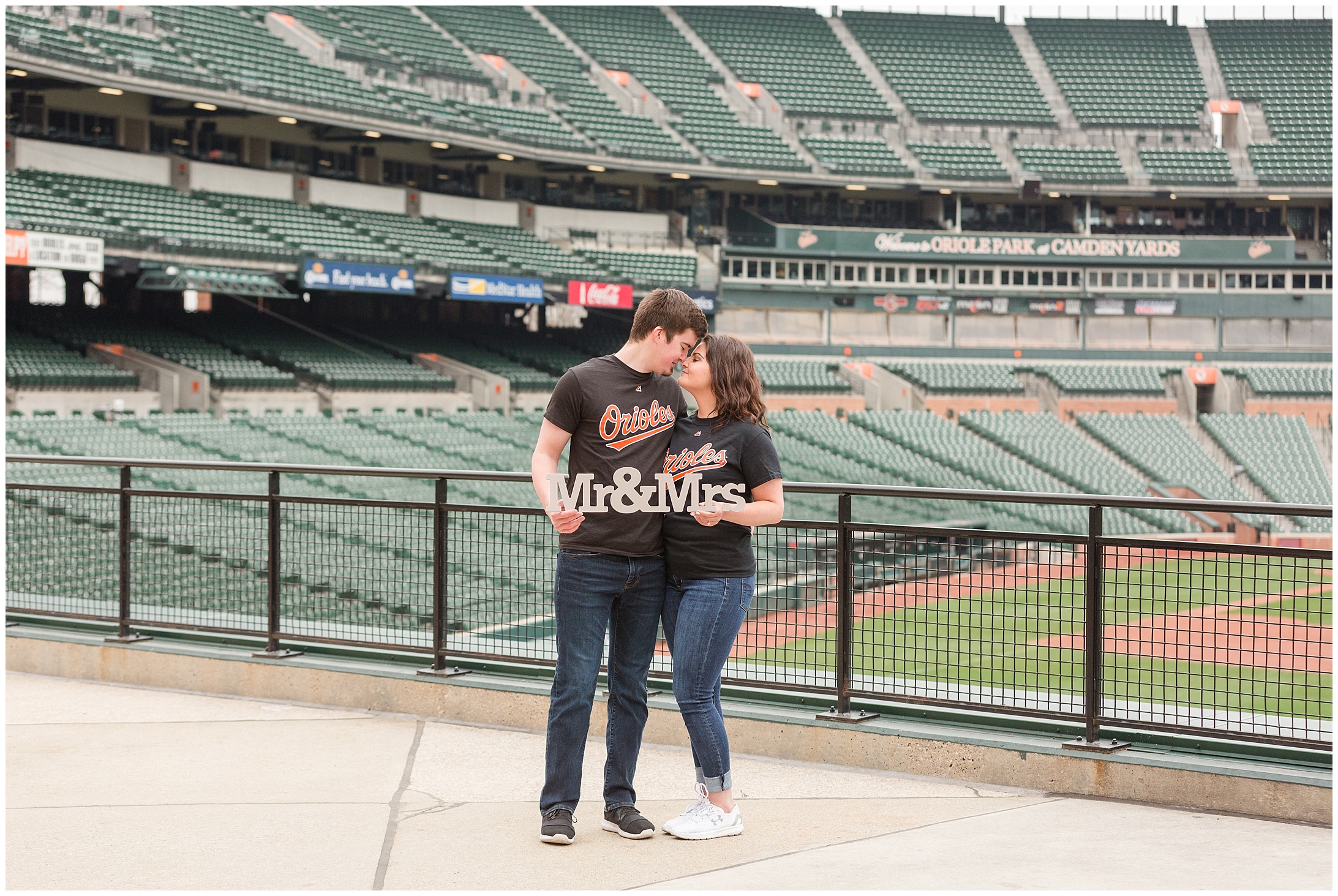 camden-yards-engagement-photos (208 of 31).jpg