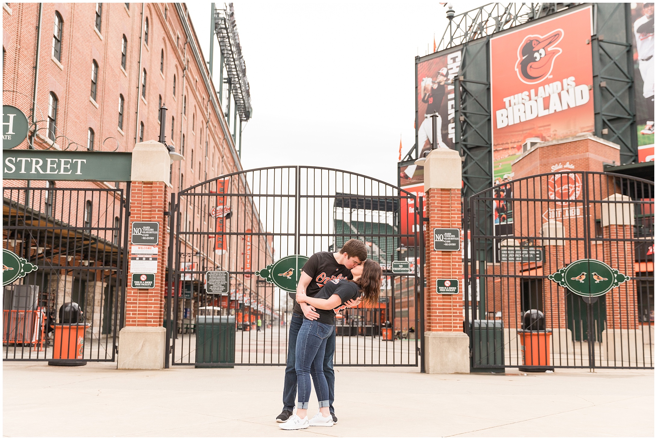 camden-yards-engagement-photos (228 of 31).jpg