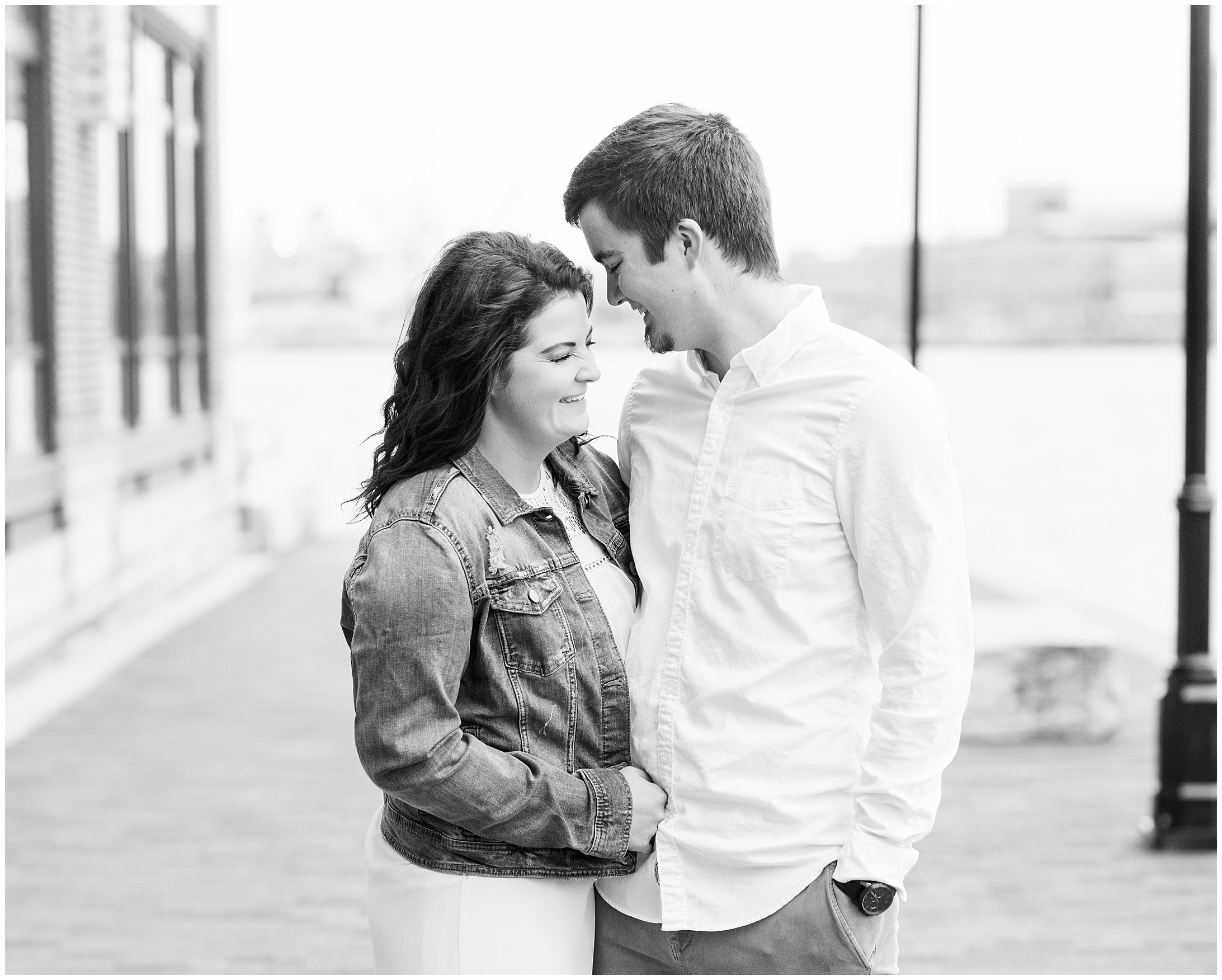 fells-point-engagement-photos (204 of 24).jpg