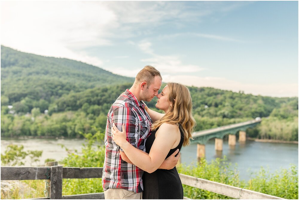 Harpers-ferry-engagement-photos_0106.jpg