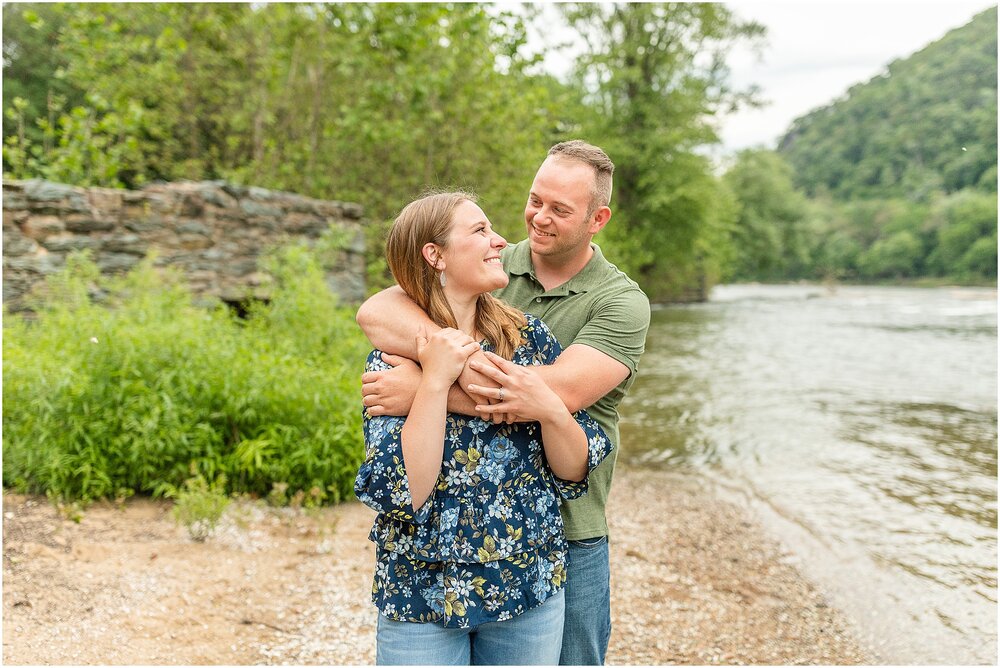 Harpers-ferry-engagement-photos_0123.jpg