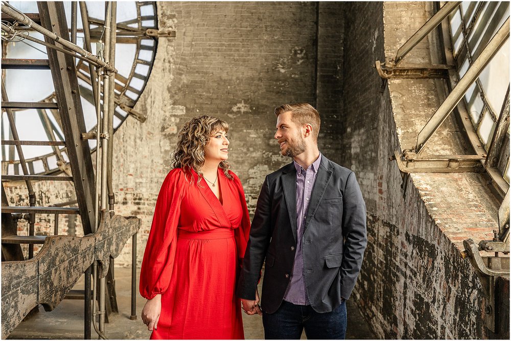 Bromo-Seltzer-Tower-Engagement-Photos_0153.jpg